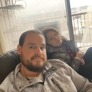 Meet your Posher, Christopher